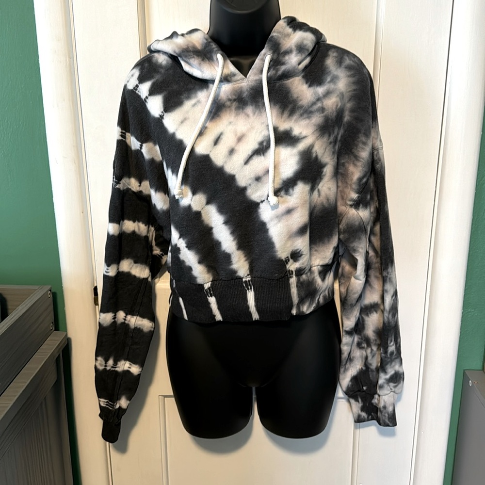 Cropped Hoodie